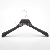 Hight Quality DIP Plastic Cloth Wooden Hanger (YWR293B)