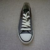 Best Quality Casual and Comfortable Canvas Shoes Many Colors