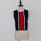 Lady Fashion Sweater with Sleeveless and Half Back Zipper