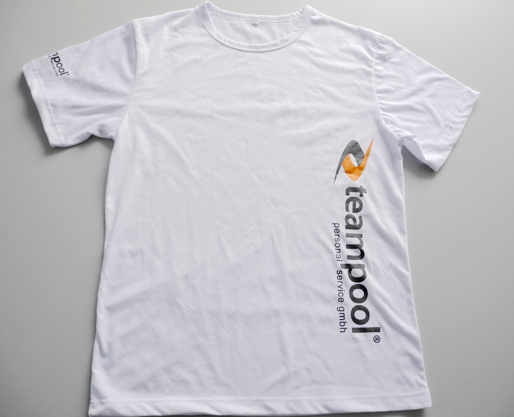 Promotional Custom Tee Shirt with Self Neck Binding (M295)