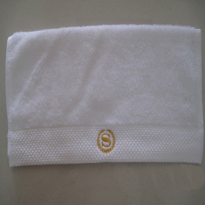 Wholesale Hotel 30X30cm Cotton Logo Face Towel Supply
