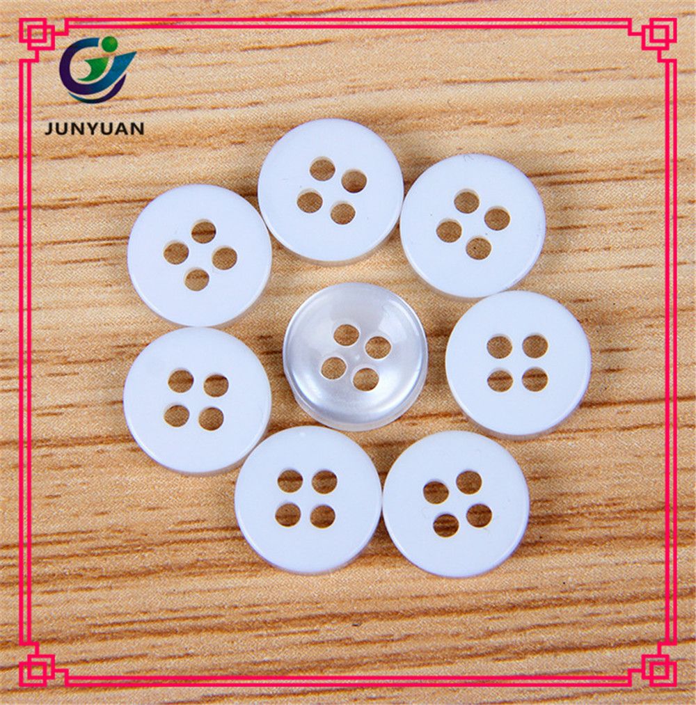 Resin Plating Round in Four Eyes of Child Clothing Buttons