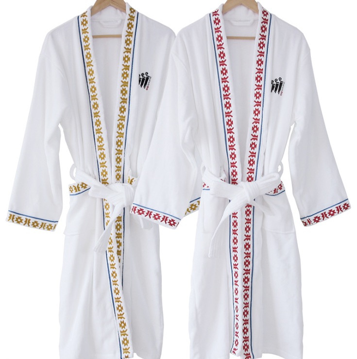 Factory Wholesale High Quality Cotton Hotel Bathrobe (DPFT8068)