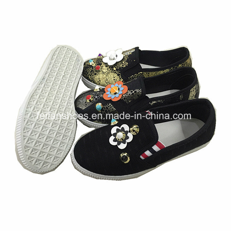 Children Canvas Shoes Injection Slip-on Casual Shoes Wholesale (ZL1219-3)