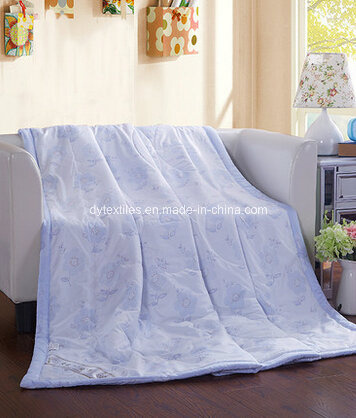Free Sample 100% Polyester Printed Comforter