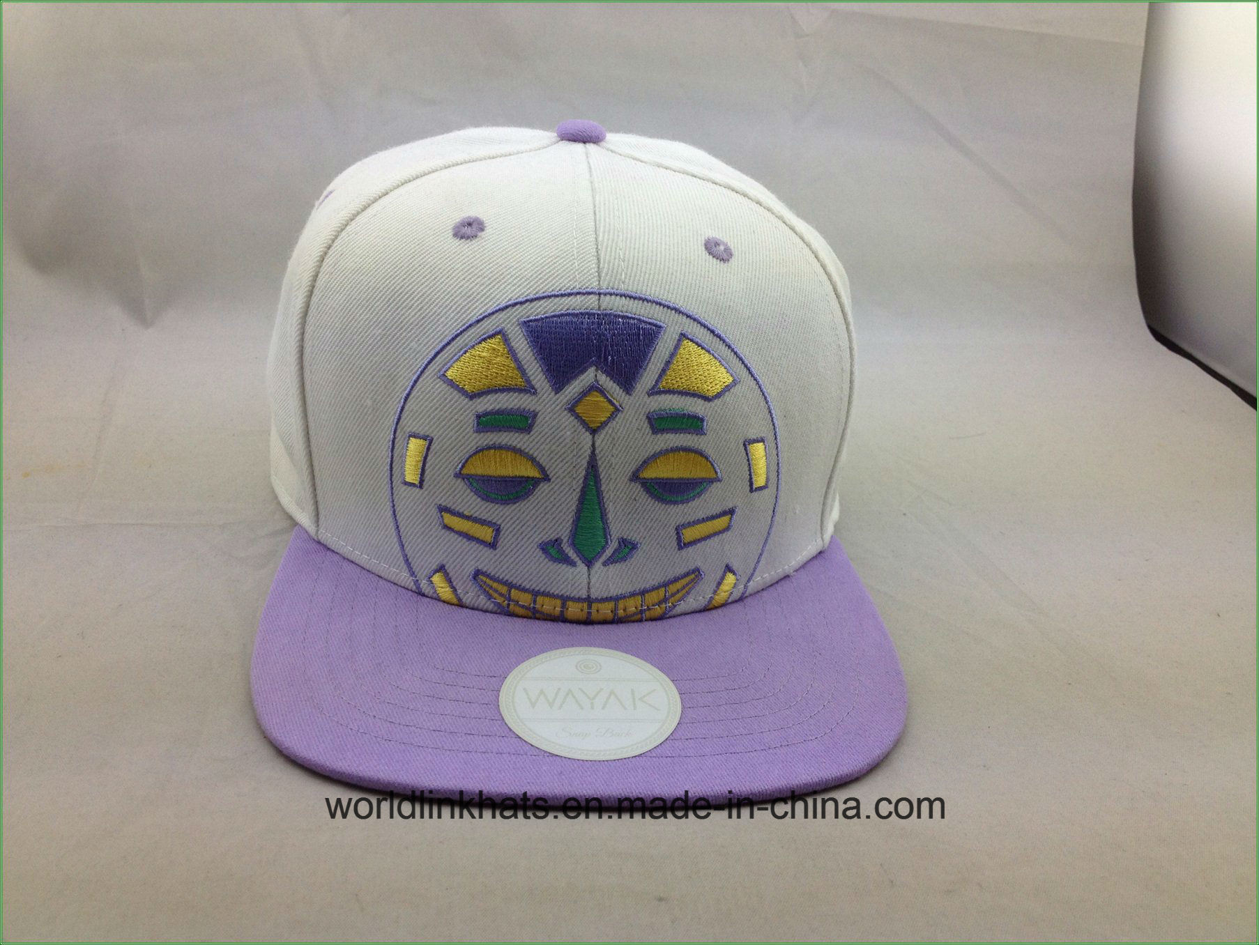 Newest Design 2 Tone 2D Embroidery Funny Geometry Snapback Cap