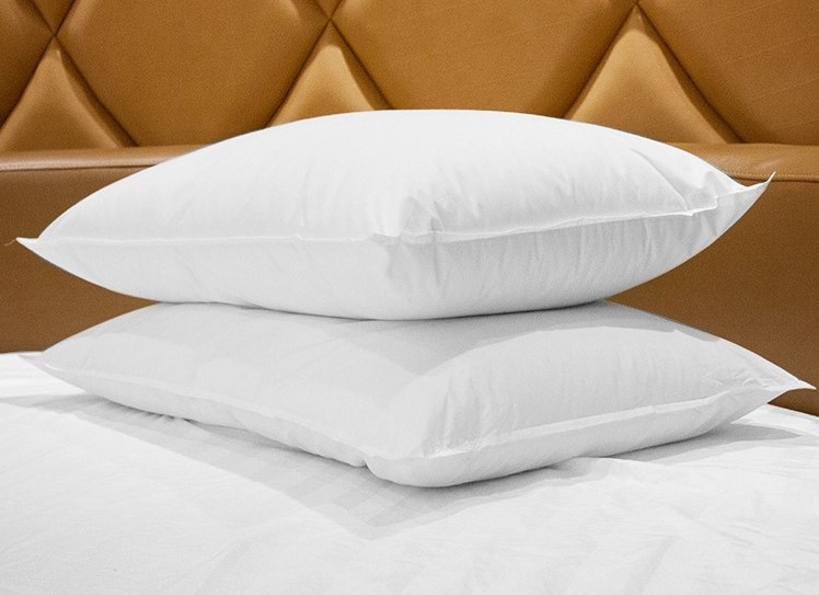 Factory Wholesale Price Long Shape Bed Bolster 100% Polyester Down Filling Inserts Pillow