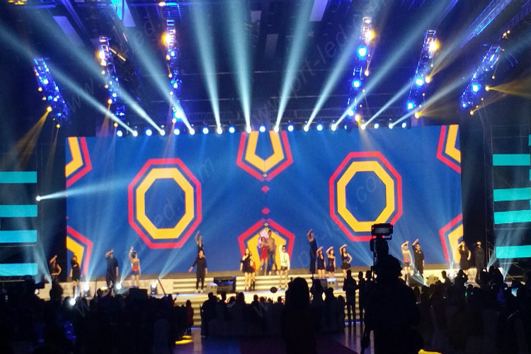 Full Color Indoor LED Mesh Curtain with High Transmitting (P10, P12.5, P20)