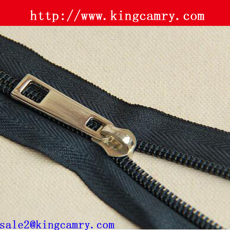 Custom Nylon Zipper Slider Head Nylon Zipper