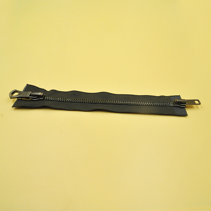 Heavy Duty 8# Metal Open End Two Way Zips for Luggage