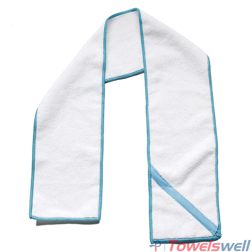 Lengthen Microfiber Terry Sports Towel with Zipper Pocket