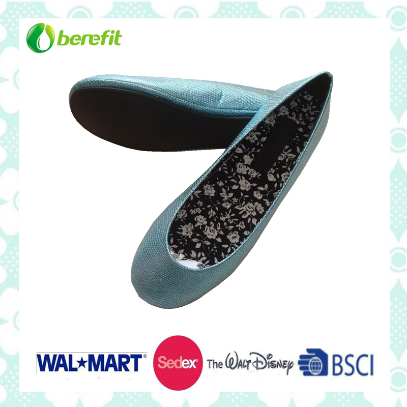 Ladies' Fashion Shoes with Low Heel and PU Sole