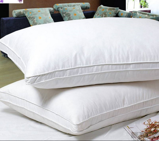 Hotel Comfotable White Rectangle Memory Foam Pillow