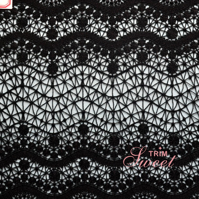 Black Embroidery Lace Fabric for Lady Garment