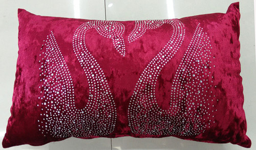 Hand-Made Decorative Pillow Diamond Ironing Decorative Cushion (XPL-60)