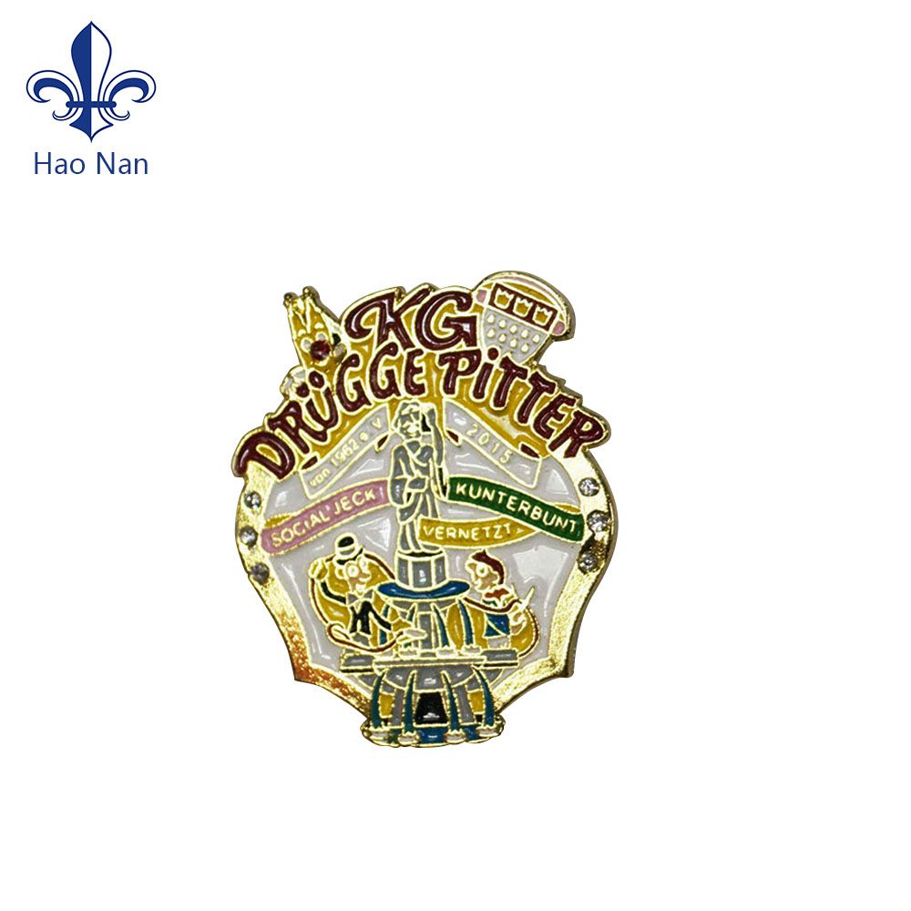 2017 Custom Design Badge with Medal for Sport