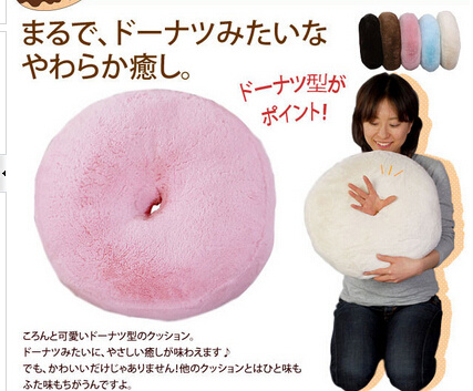100% Polyester Soft High Quality Cushion