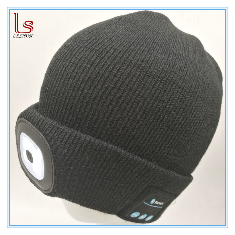 Wholesale Soft Warm Winter Sports Smart LED Bluetooth Cap