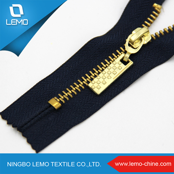 2-Way Slider Auto Lock Close End Metal Zipper