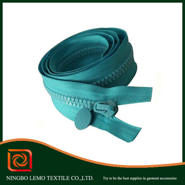Plastic Zipper with Two Plastic Open End Slider