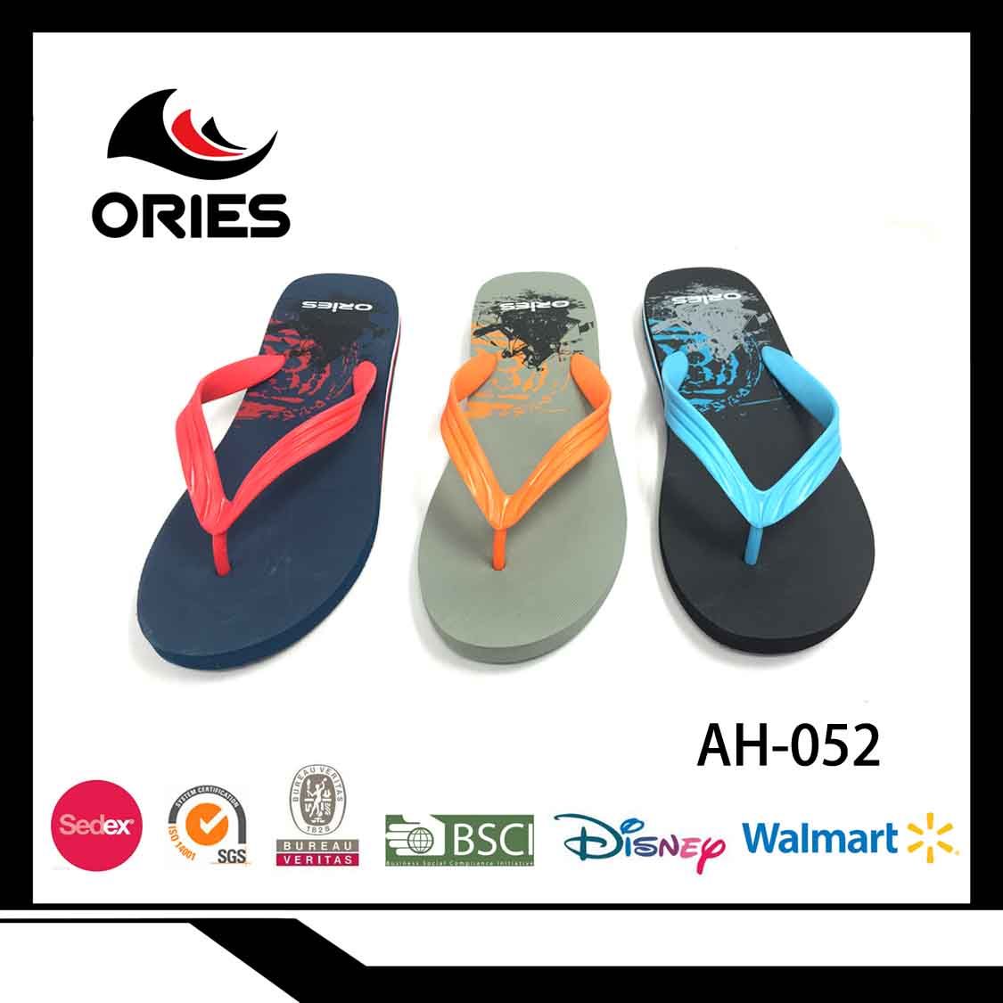 New Design High Quality EVA PE Sole Beach Man Slipper