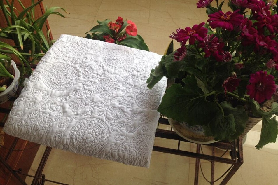 Beautiful Multifunction Cheap Quilt/Hot Selling Quilt