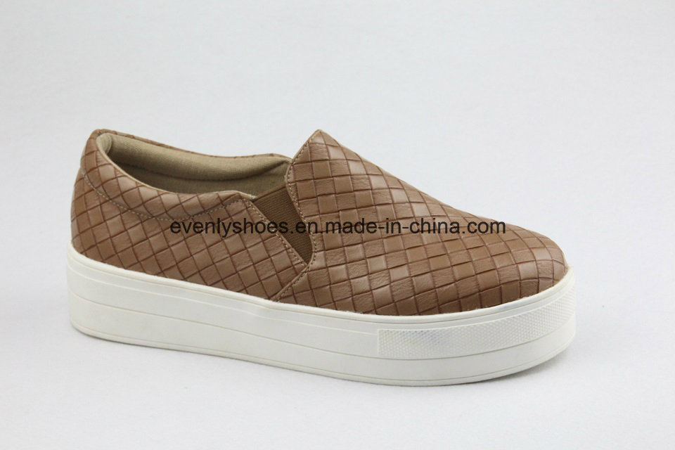 Paltform Design Lady Shoes Loafer with PU Upper