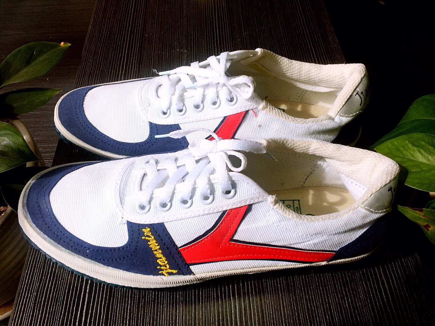 2018 Portable and Comfortable Rubber Shoes