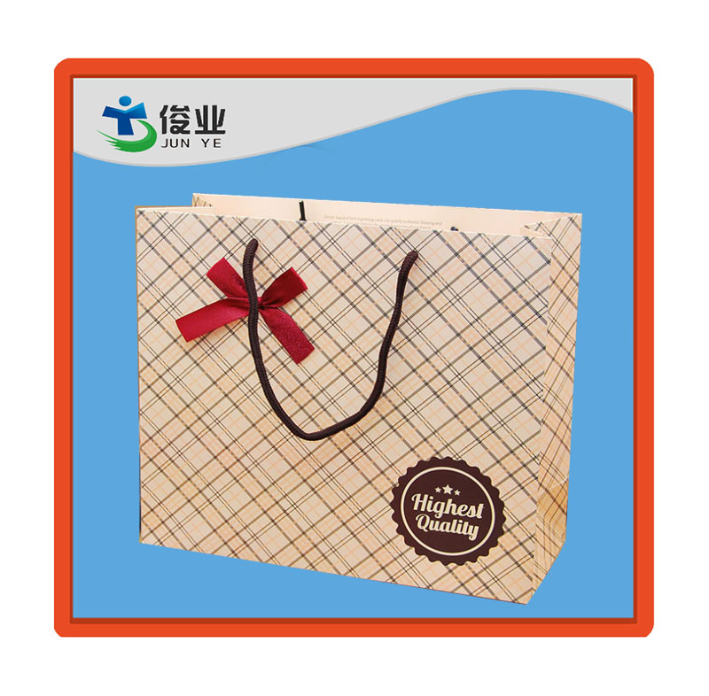 Lovely Grid Bag with Cute Bowknot