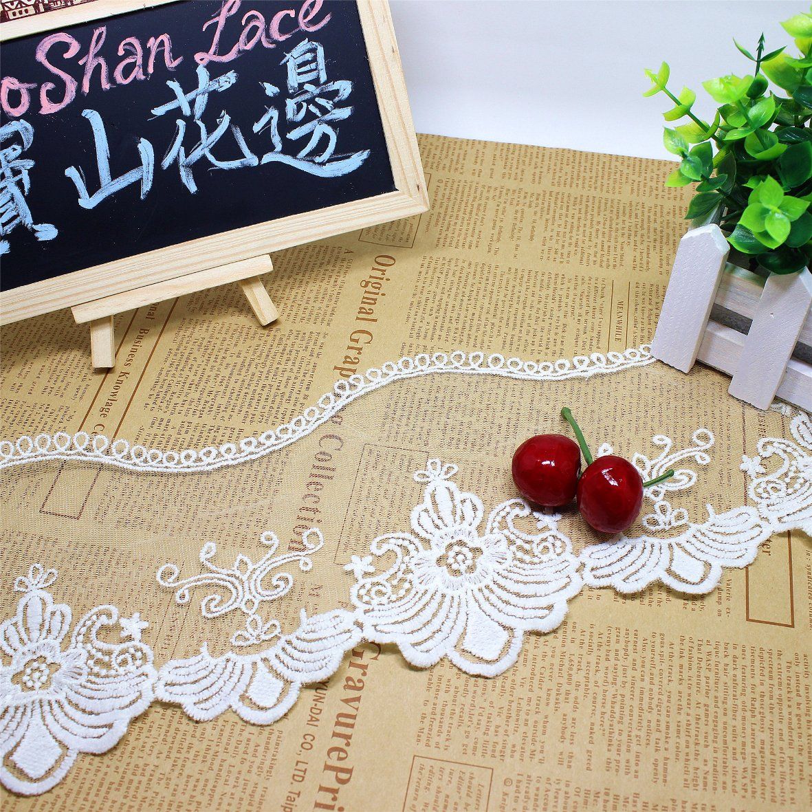 Factory Stock Wholesale 12cm Width Embroidery Micro Fiber Net Lace Embroidery Trimming Fancy Chemical Lace for Garments Accessory & Home Textiles & Curtains