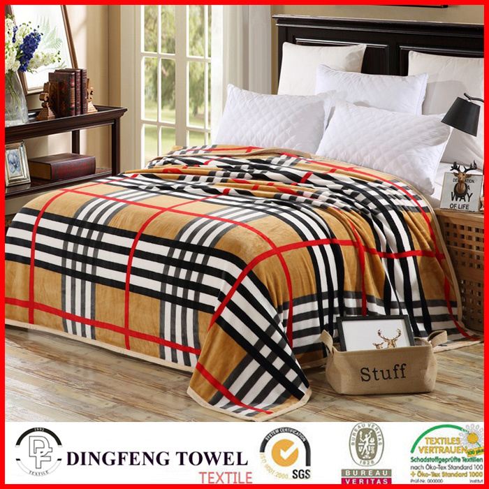 2017 New Season Coral Fleece Blanket with Printed Df-8851