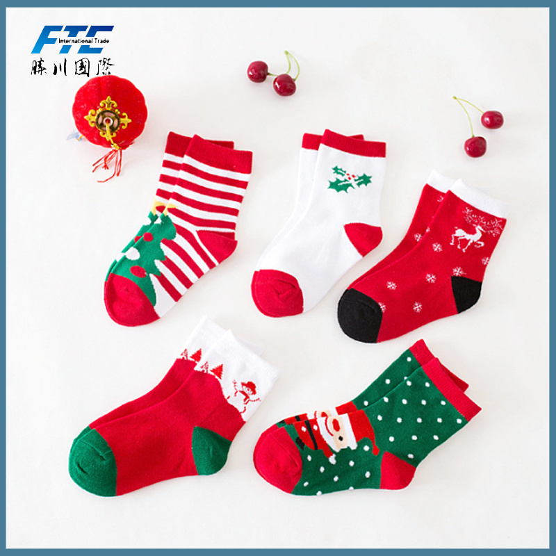 2017 New Women 3D Christmas Socks New Design Cartoon Snowman