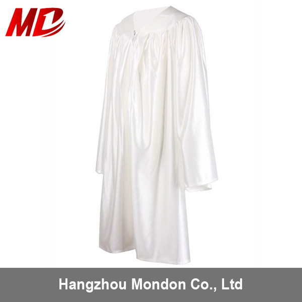 Shiny White Graduation Gown for Kindergarten