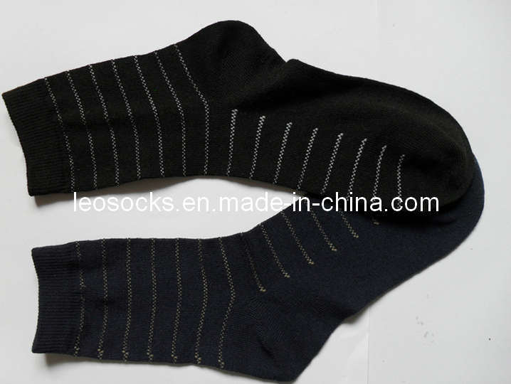 White and Black Stripe Design Man Cotton Socks