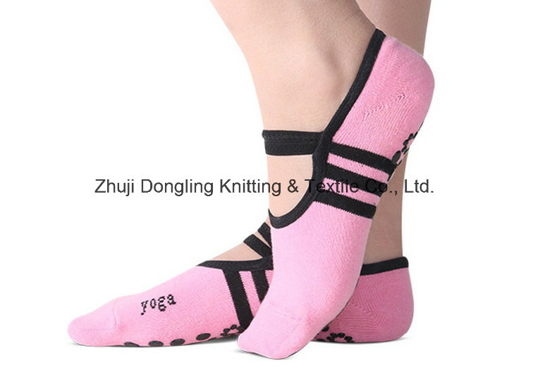Good Quality Custom Logo Yago Socks