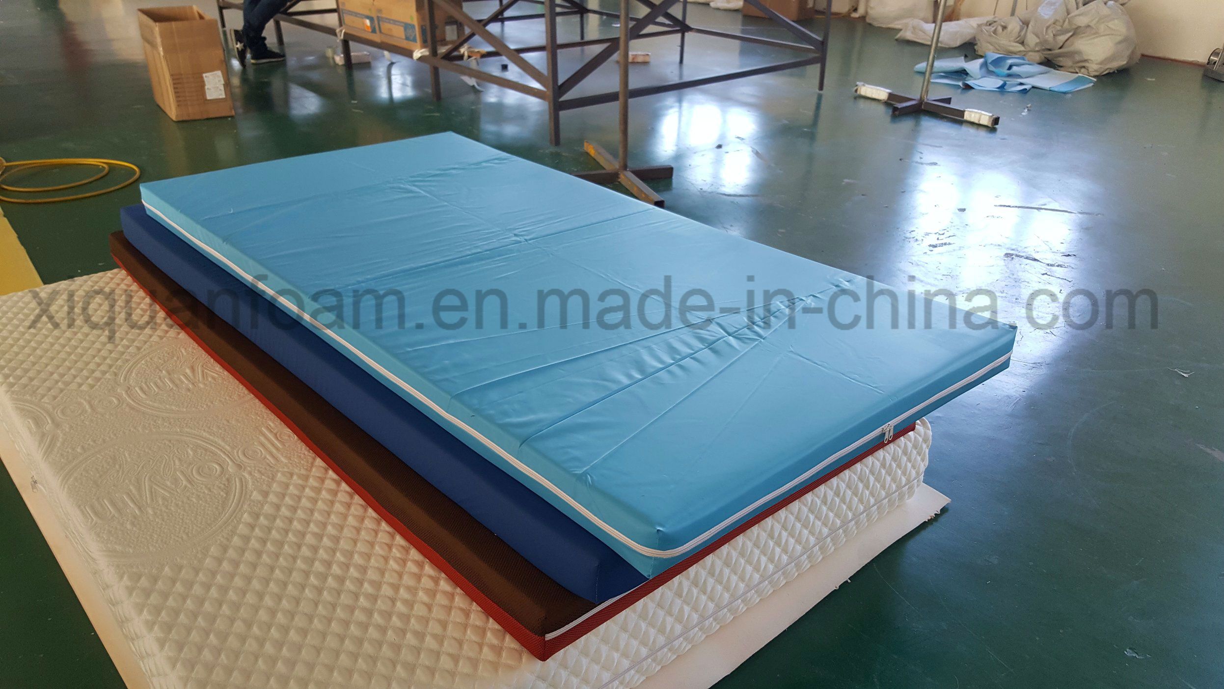 Medical Use Mattress/Waterproof Mattress/Roll Compressed Packing Mattress/PU Cover Mattress/Mattress