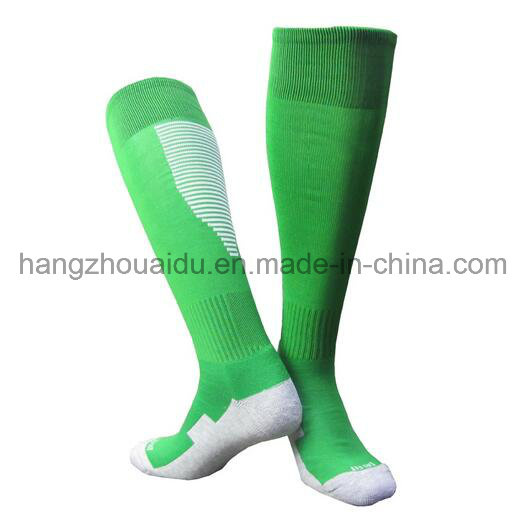 OEM Antimicrobial and Antistatic Elite Soccer Men Socks