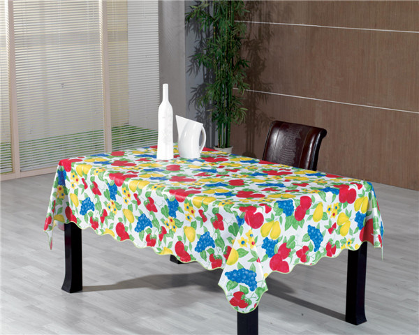 Nonwoven Backing PVC Tablecloth with Vegetable and Fruit Design