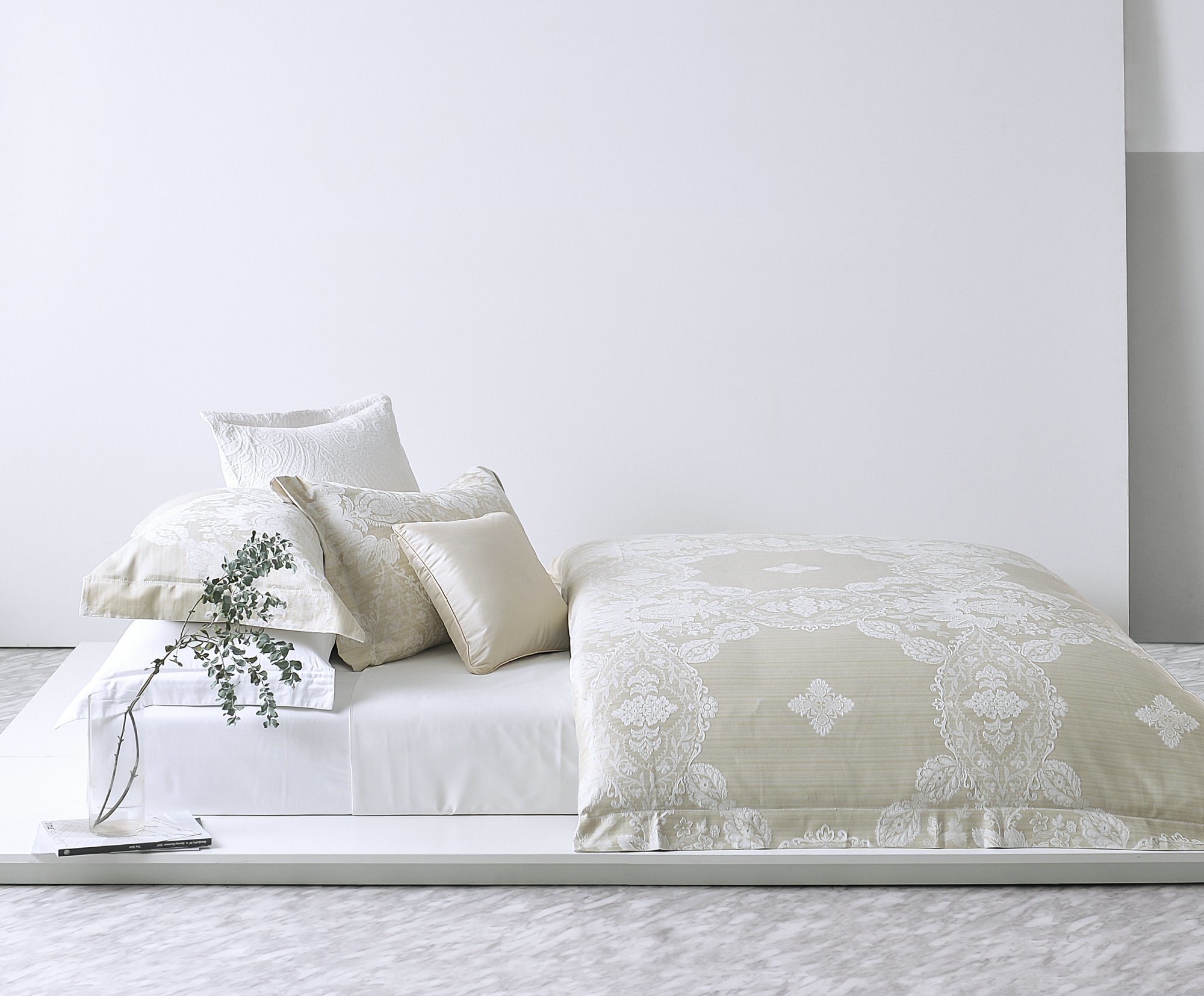 Jacquard Comforter Cover 3D Design Bedding Set (Giselle)