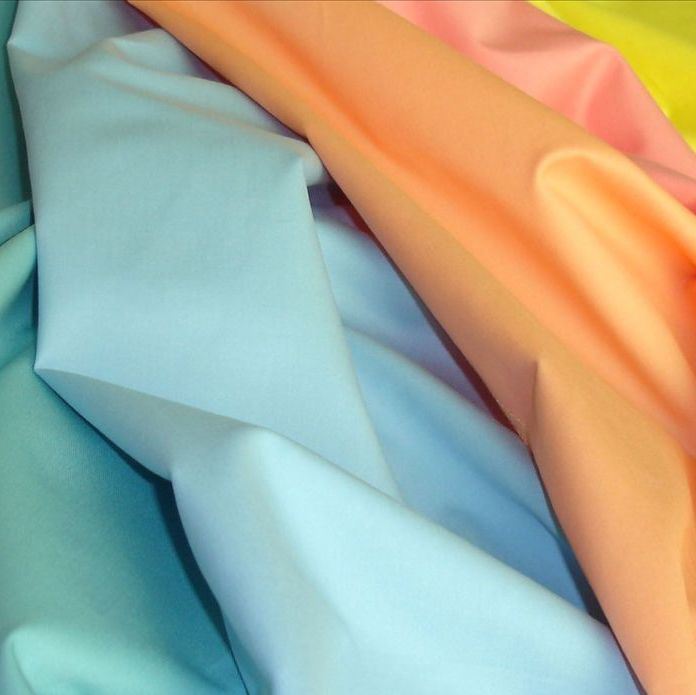 Polyester Cotton Bedsheet or Quilt Fabric Yarn: 35s*35s Tc170