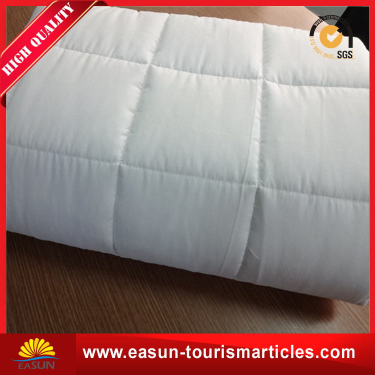 Hotel Quilt with Write Color for Disposable Use