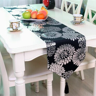 Metallic Print Table Runner Decorative Short Plush Table Flag (JTR-17)