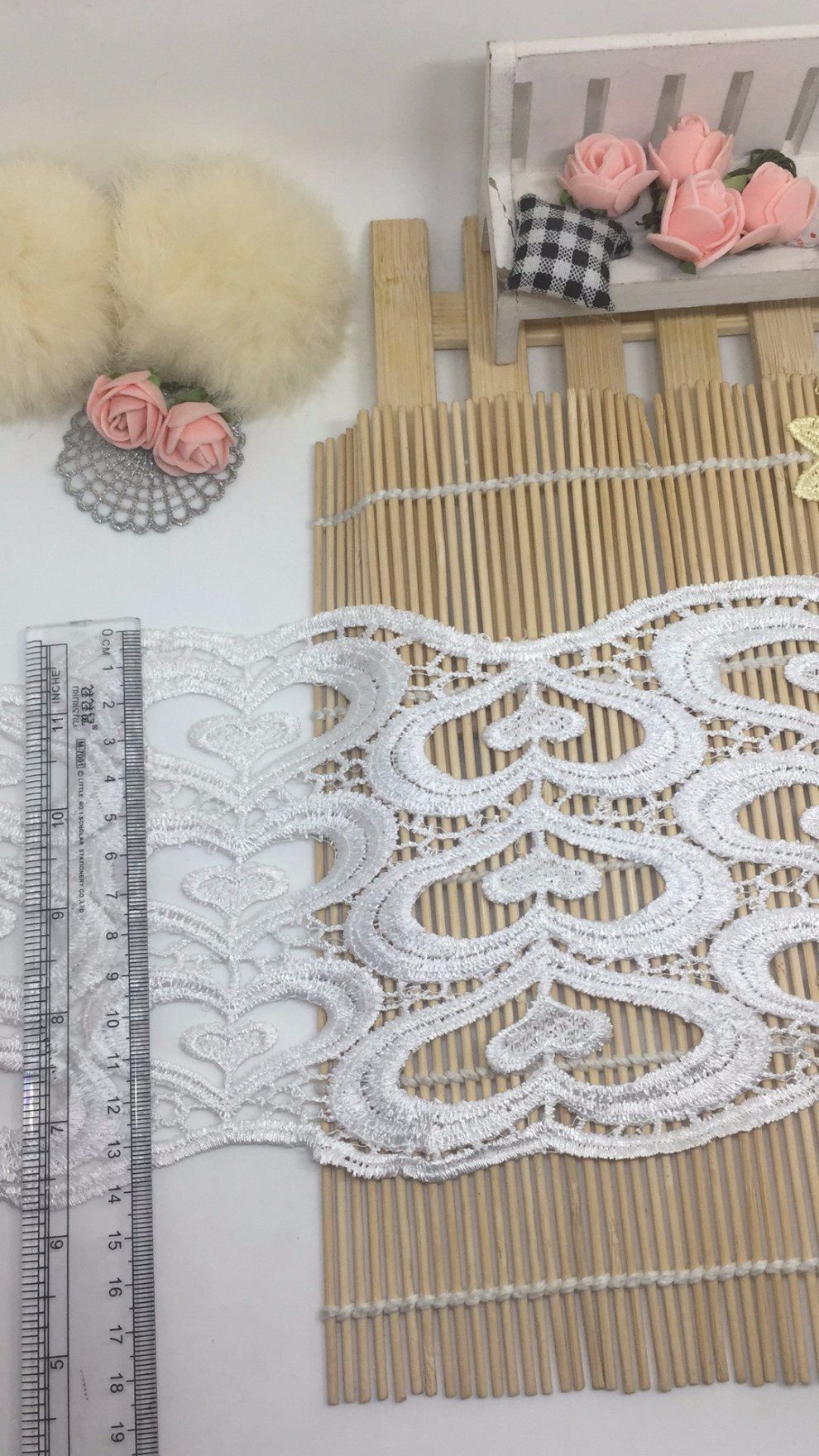 New Design Factory Stock Wholesale 14cm Width Love Heart Embroidery Polyester Trimming Fancy Nylon Lace for Garments & Home Textiles & Curtains