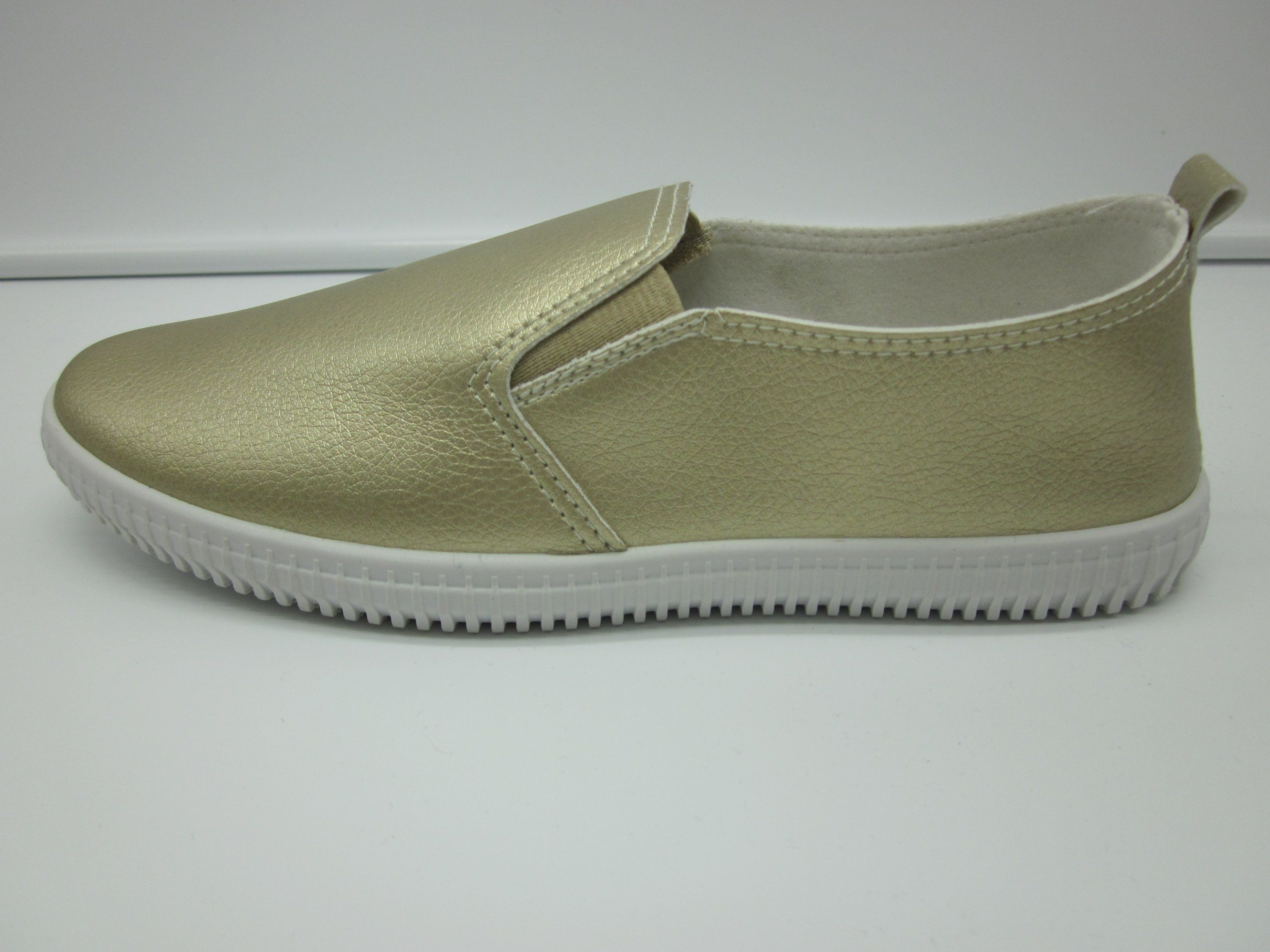 New Design PU Material Gold Casual Shoes
