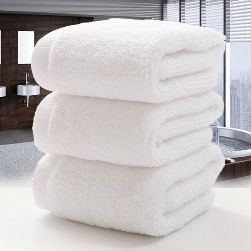 Plain White Color Cotton Hotel Bath Towel Customized