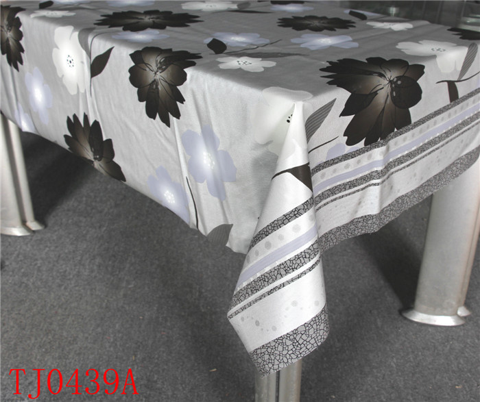 New Design PVC Printed Pattern Tablecloth with Fabric Backing LFGB