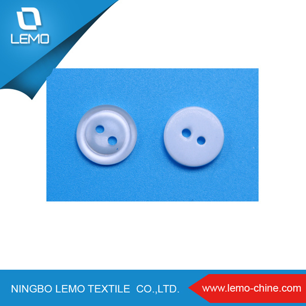 Many Colors on The New Circular Shirt Buttons