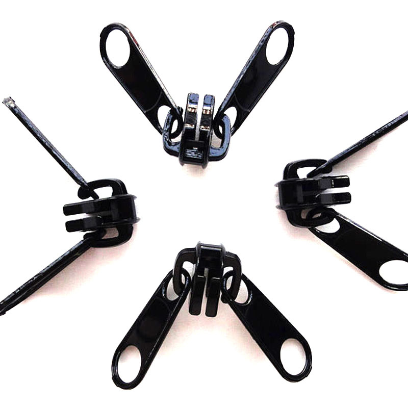 Free Design Custom PVC Zipper Puller