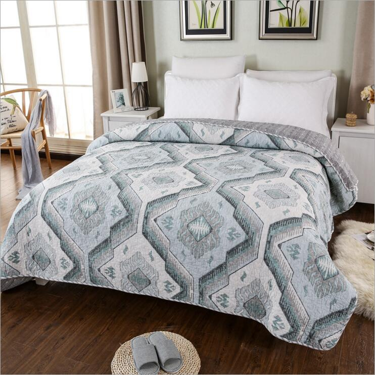 Customized Prewashed Durable Comfy Bedding Quilted 1-Piece Bedspread Coverlet Set for 36