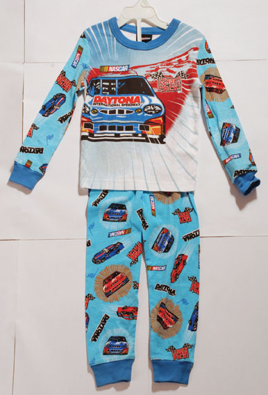 100% Cotton Children's Pajama with Allover Print and Screen Print